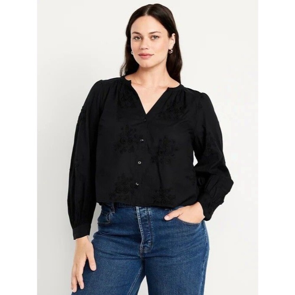 NWT Old Navy Button Down Embroidered Black Top Size 3X